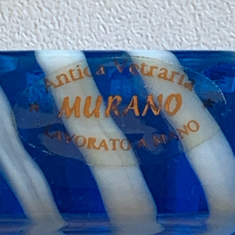 Set of 6 Murano blown glass candy pieces. Like new. Purchased in Italy. - Picture 4 of 4